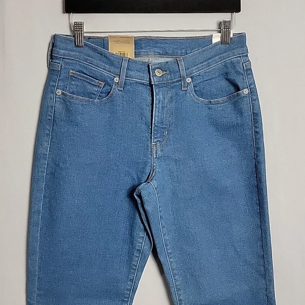 NEW.. LEVI'S.. CLASSIC STRAIGHT.. - Picture 4 of 16